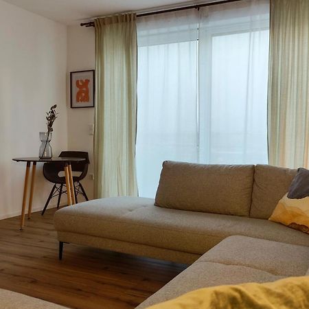 Hygge Home - Mit Garten Und Stellplatz Fuer Feriengaeste-, Monteure / Netflix / 10 Min. Zur Sinsheim Therme Und Zur Autobahn Exterior foto