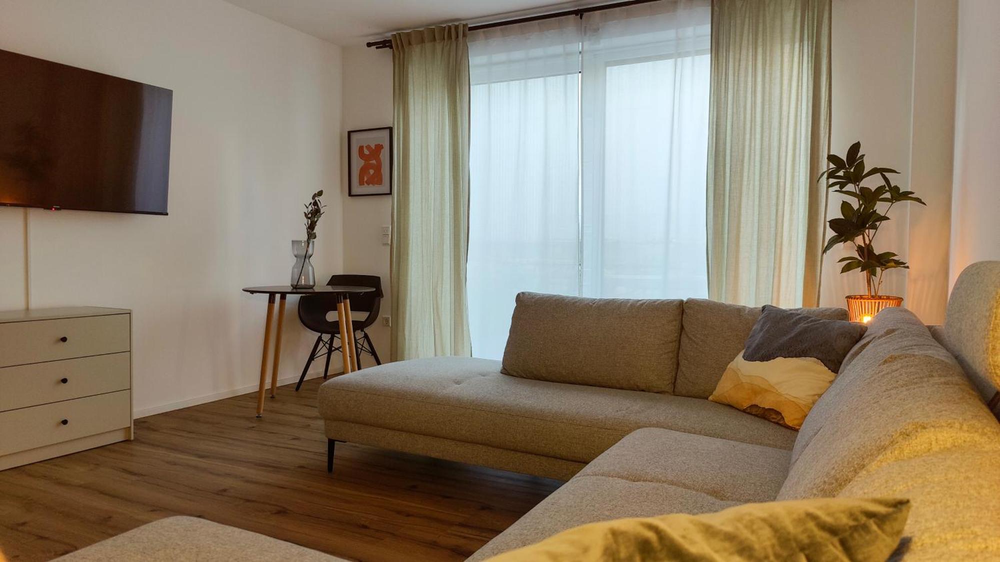 Hygge Home - Mit Garten Und Stellplatz Fuer Feriengaeste-, Monteure / Netflix / 10 Min. Zur Sinsheim Therme Und Zur Autobahn Exterior foto